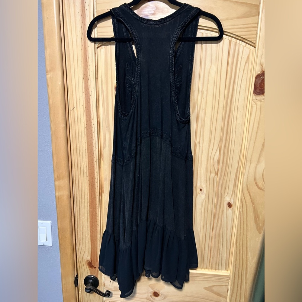 “It’s too cool for school”, casual midi dress, black and green, size large.